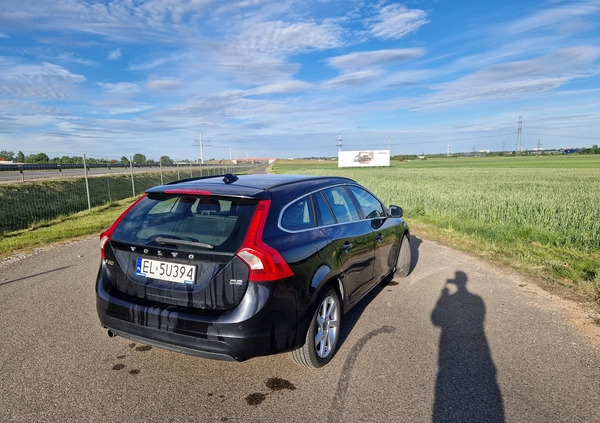 Volvo V60 cena 35000 przebieg: 215000, rok produkcji 2014 z Pabianice małe 79